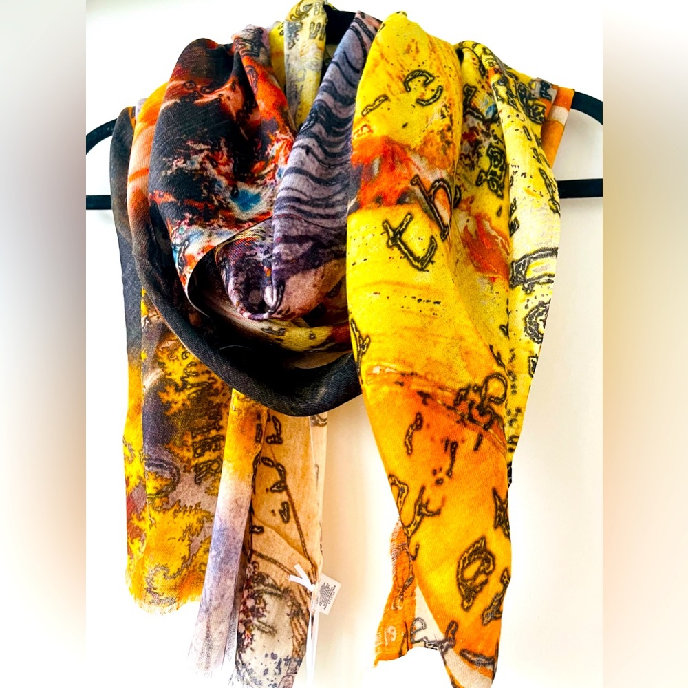 TILO Scarves Cashmere & Modal blend! Never worn. News Print design. Great gift!